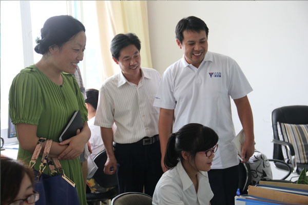 ���ķ������(y��ng)����ί